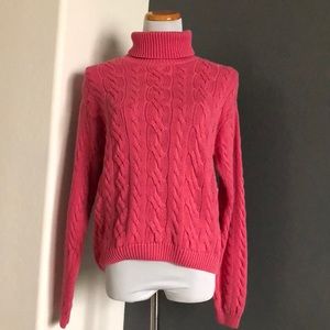 Wainscot dark pink cableknit turtleneck sweater S